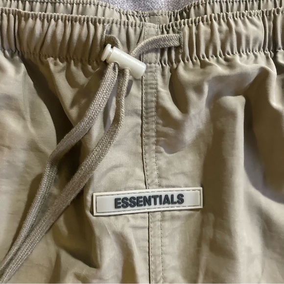 Essentials Fear of God Athletic Gym Shorts Mens Large 5” Inseam Cotton Nylon - Picture 5 of 11